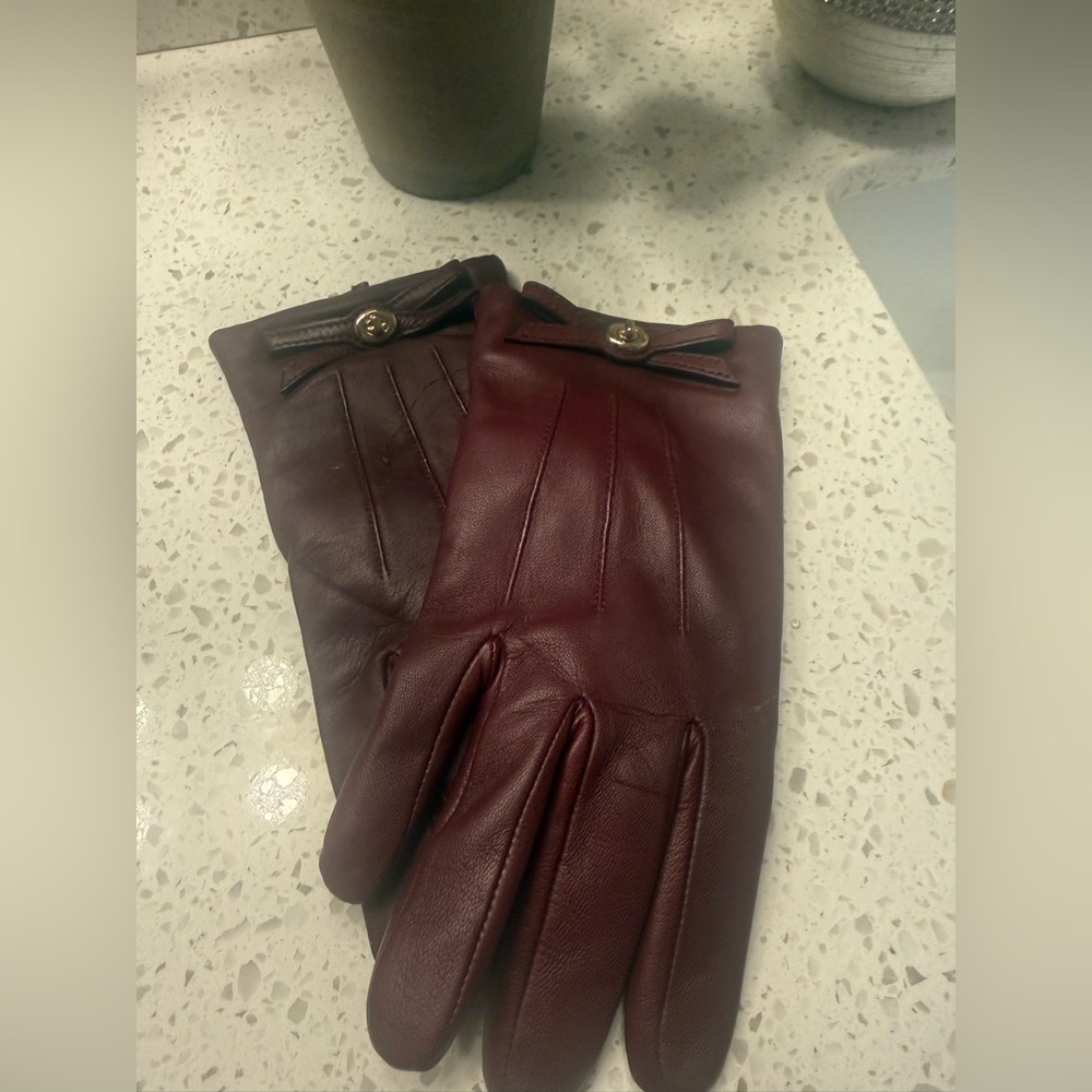 Coach Burgundy Vintage leather gloves